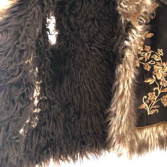 INC Faux Fur Brown Vest Gemstones Petite Small - Picture 5 of 11